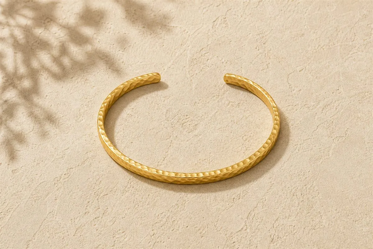 Iconic Bracelet Jonc Martelé Doré